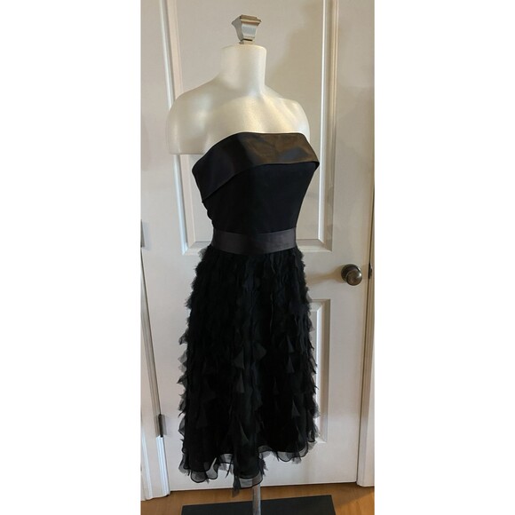 White House Black‎ Market Size 6 Strapless Chiffon Ruffled Bottom Black Dress - Picture 4 of 16